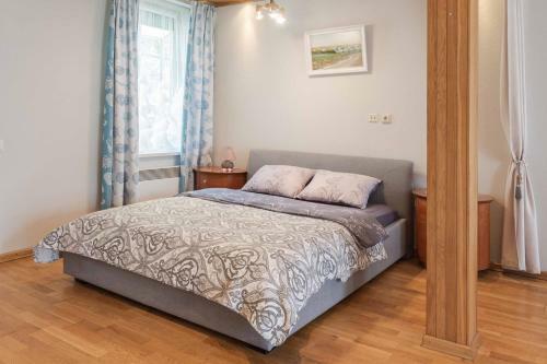 Cozy One Room Apartment With Yard