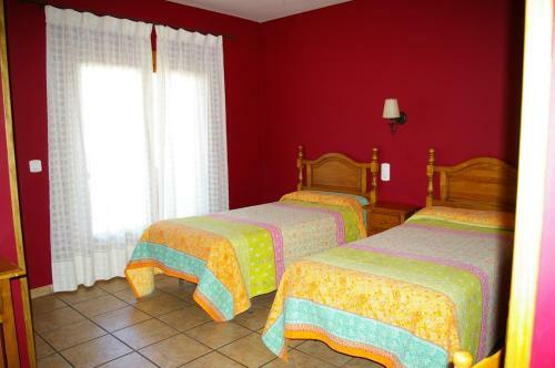 Hostal Hosteleria Santa Cruz