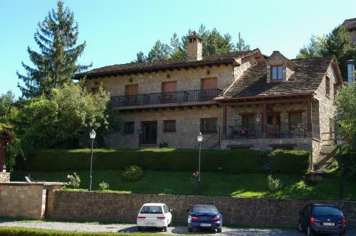 Hostal Hosteleria Santa Cruz