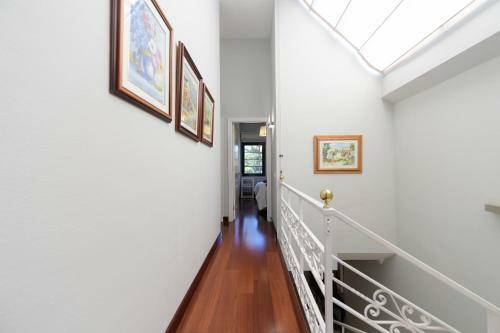 House With Cozy Garden Bbq And Free Parking
