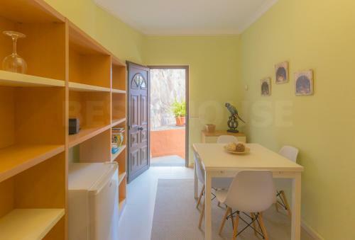 Rural Apartments With Community Pool