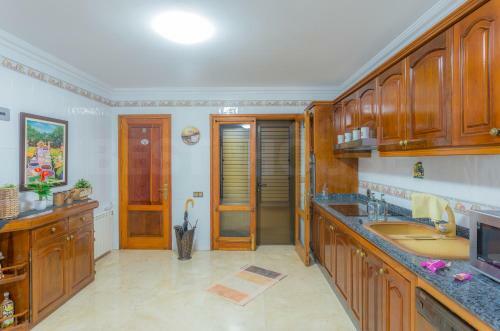 Fantastic Rural House With Pool And Terrace