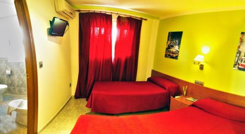 Hostal Apolo Trece