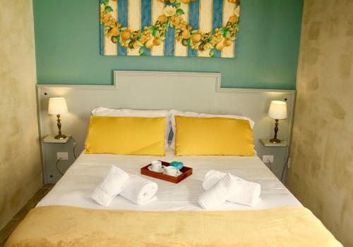 White Lilac Romantic B&B