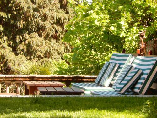 White Lilac Romantic B&B