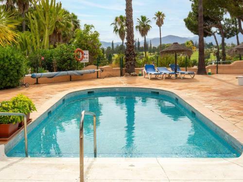 Apartment Golf & Sun Pool View