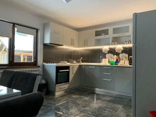 Hostal Pensiunea Cernat