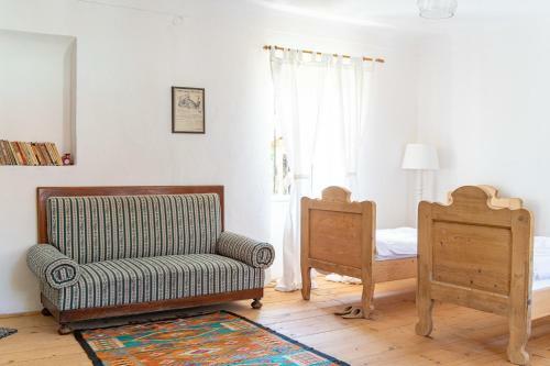 Alma VII 103a Saxon Guesthouse