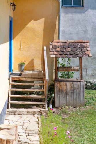 Alma VII 103a Saxon Guesthouse