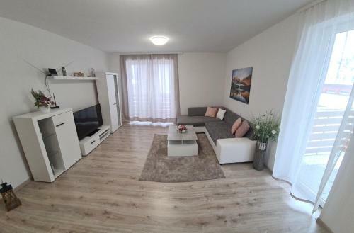 Apartm�ny ?afr�n