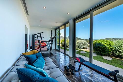 Luxurious Villa Minimal