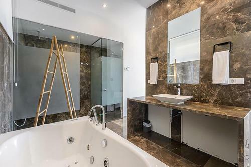 Luxurious Villa Minimal