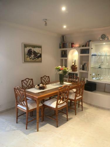 Villa Hibiscus