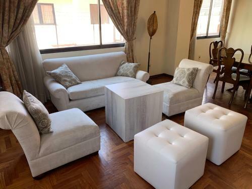 Aura - Nice Stay Ready Apartment