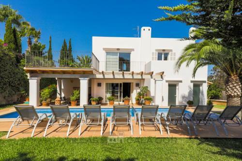 Villa Marques De Comillas 12