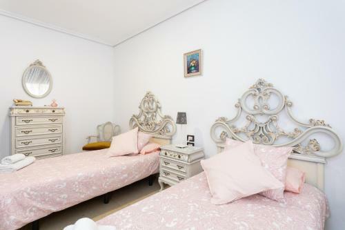 Home2book Spacious Classic Design Apartment Center