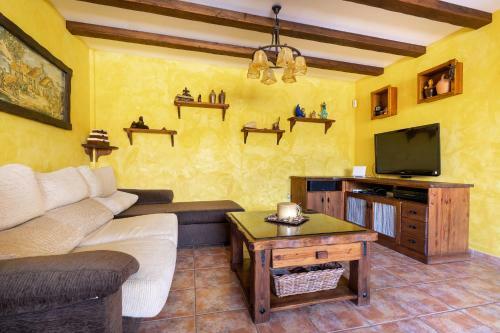 Casa Cardones