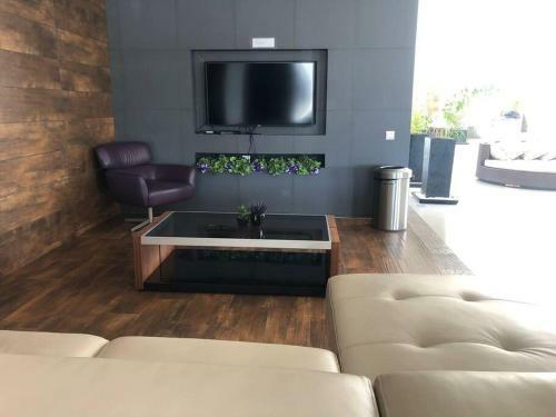 Apartamento Mono Ambiente de Lujo En Equipetrol- Onix 113