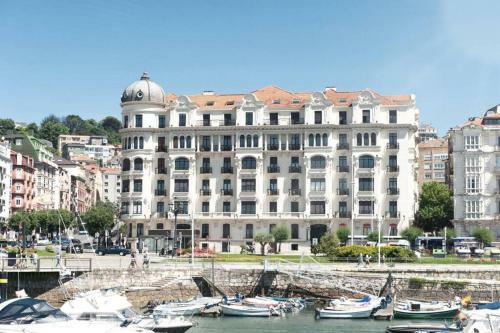 Apartamento de Lujo Junto Puerto Chico