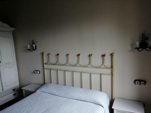 Hostal Room In Bb - Angelas Garden Inn