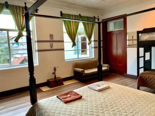Albergue Hostal Yakumama