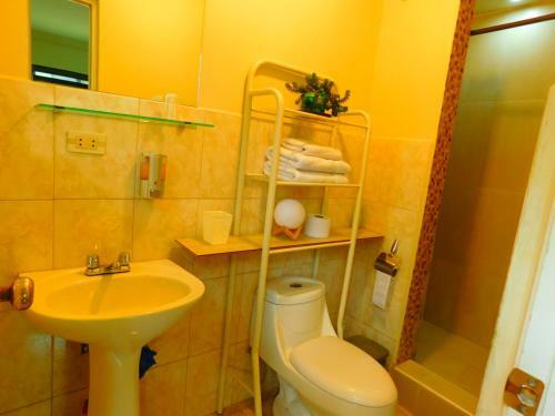 Hostal Habitaci�n Curi