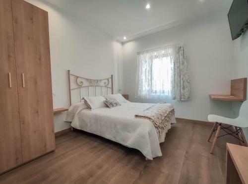 Hostal �leo Auto Check-in