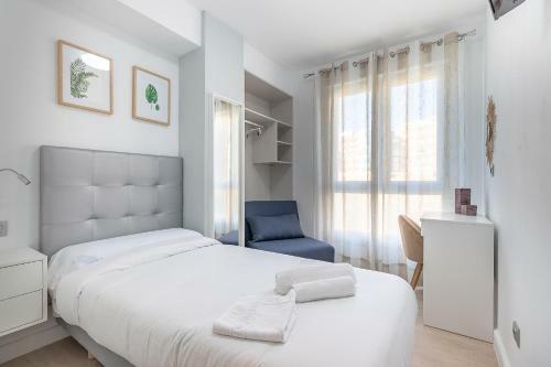 Hostal Cruces Metro Rooms