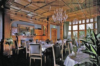 Woodlands Park Hotel
