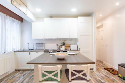 Gran Bilbao VI Apartment By Aston Rentals