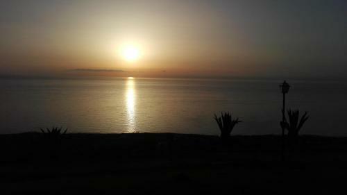 Vistas Infinitas Sobre El Mar-infinite Views On The Sea