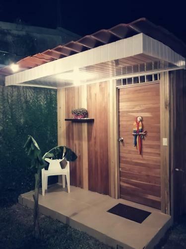 Hostal Airport Traveler's Home
