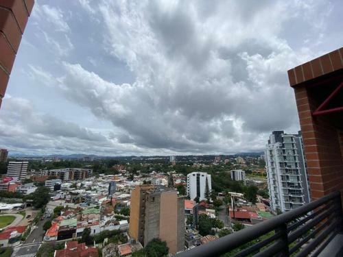 Apartamento Spacious Apt Ideal For Groups In Zone 10
