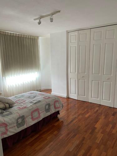 Apartamento Edif�cio Vista Verde - Oakland - Zona 10