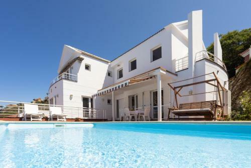 Home2book Stunning Villa Raquel, Pool & View