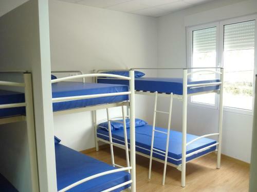 Pensi�n-albergue Puente Ribeira