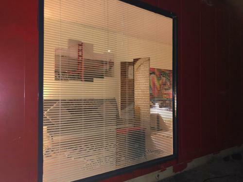 Acogedor Contenedor Maritimo Hecho Un Hogar...