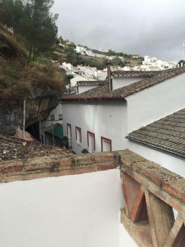 Casa Cueva De La Sombra