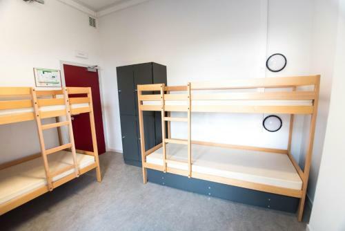 Auberge de Jeunesse de Frameries - Youth Hostel