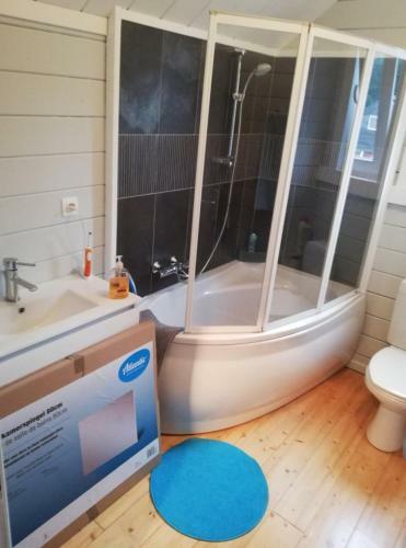 Maison 3 Chambres � 200 M de La Plage Des Barrages de L Eau D Heure