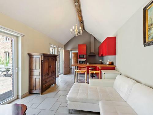 Charming Holiday Home In Geetbets With Terrace