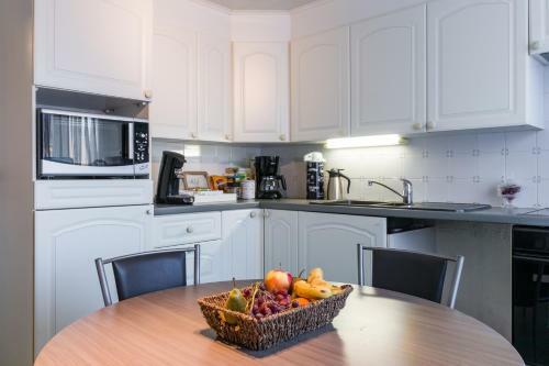 Home Stay Gent Self Check-in Service