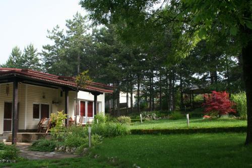 Hostal Ralitsa Guest House
