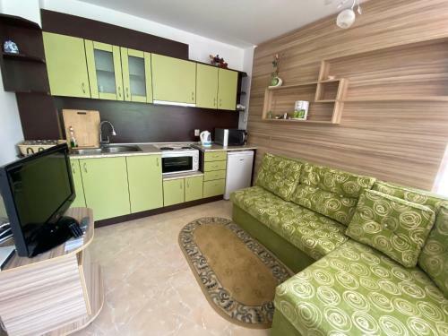 Apartment In Complex Colosseum
