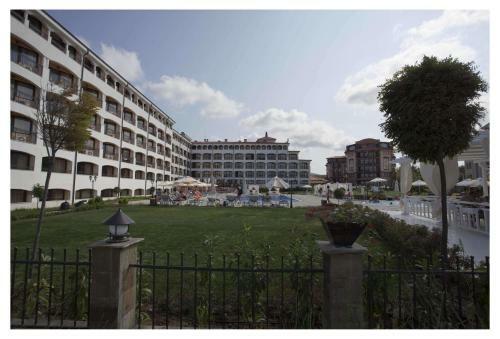 Regina Mare Apart Hotel