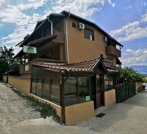 Hostal Bali Petrich