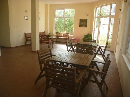 Hostal Mechta Family Hotel