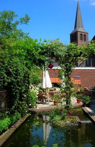 Bed & Breakfast Door & Roos