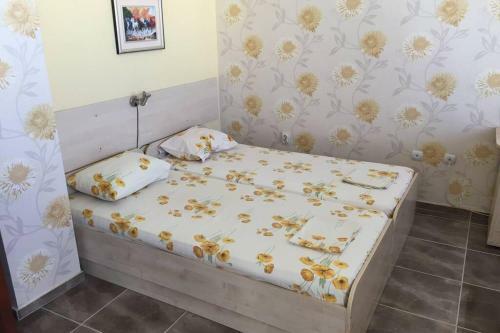 Apartment Olia - Three Bedroom Flat With Great View Next To Beach