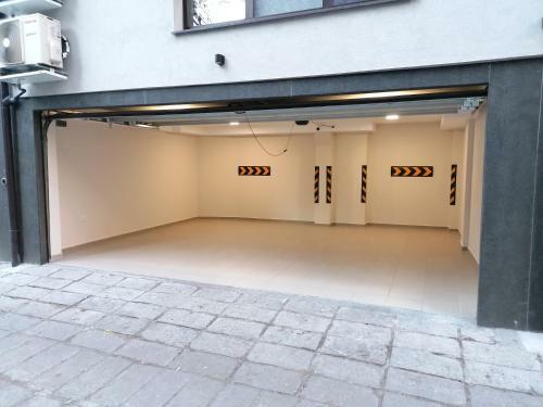 Noris Apart With Garage